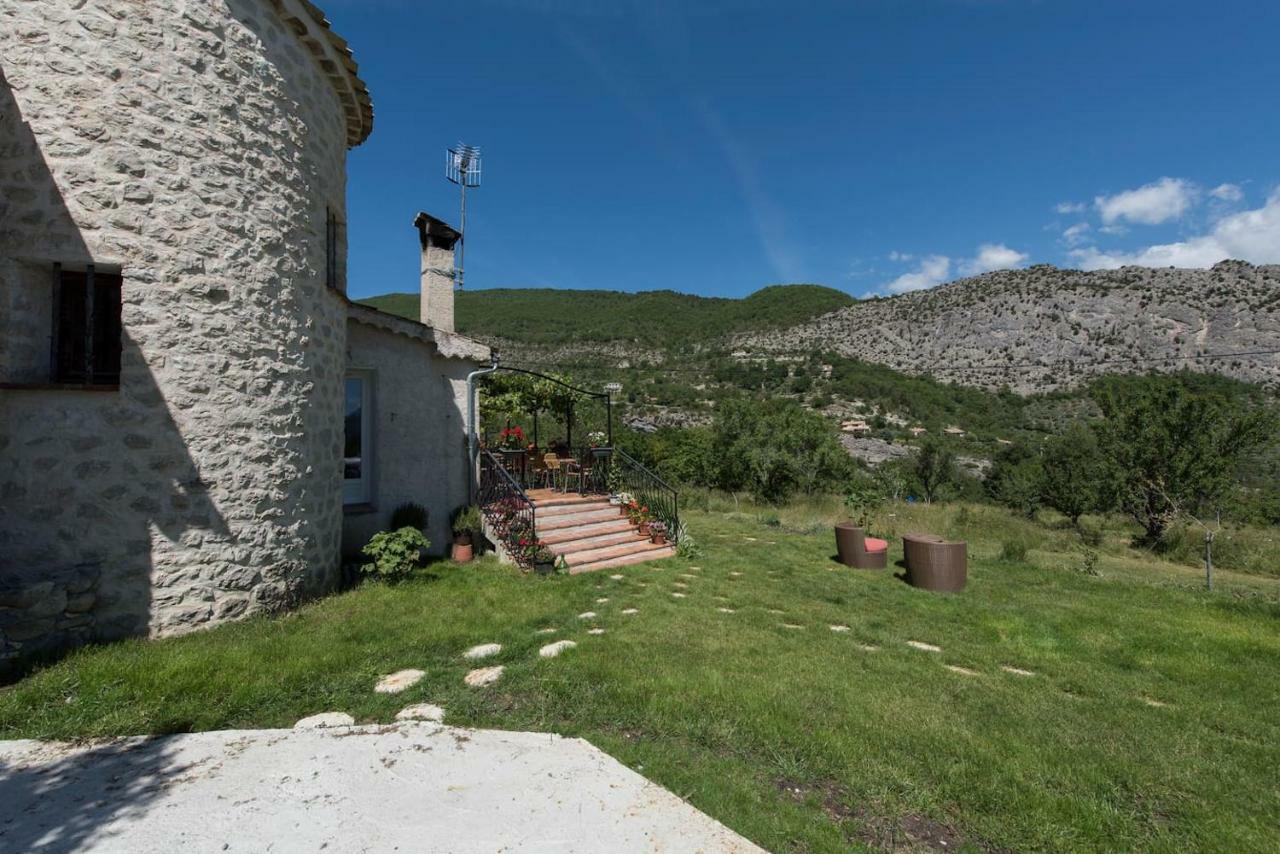 Appartement Clot De Felines Entrevaux Exterior photo